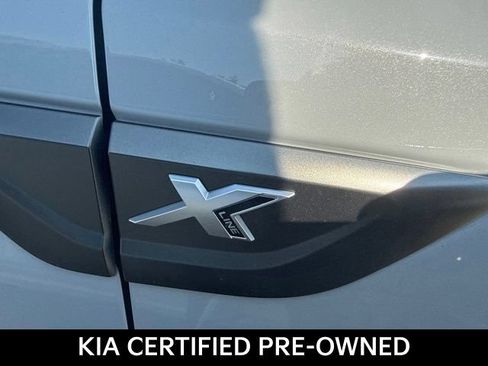 Certified 2023 Kia Sorento SX Prestige AWD/4WD image 4