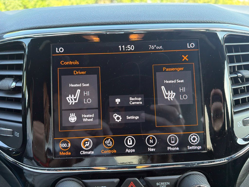 Used 2020 Jeep Grand Cherokee Altitude AWD/4WD image 23