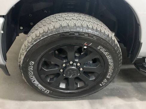 Used 2026 RAM 2500 Big Horn AWD/4WD image 6