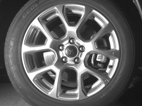 Used 2025 Jeep Compass Limited image 13