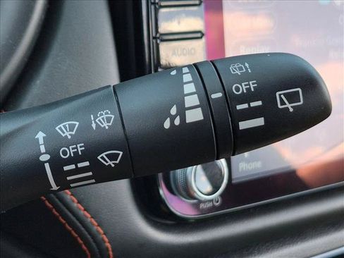 Used 2024 Nissan Kicks SR FWD image 15