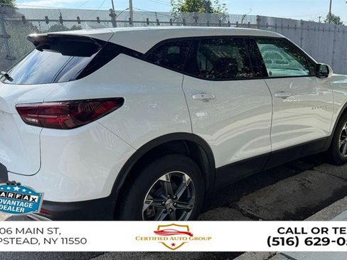 Used 2025 Chevrolet Blazer LT FWD image 5