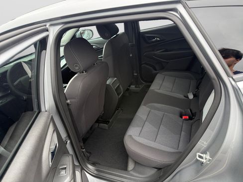 New 2026 Chevrolet Trax LS w/ LS Convenience Package FWD image 18
