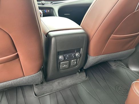 Used 2019 Buick Enclave Avenir w/ Avenir Technology Package image 21