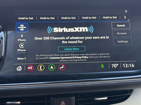 Used 2022 Buick Envision Avenir w/ Technology Package II image 24