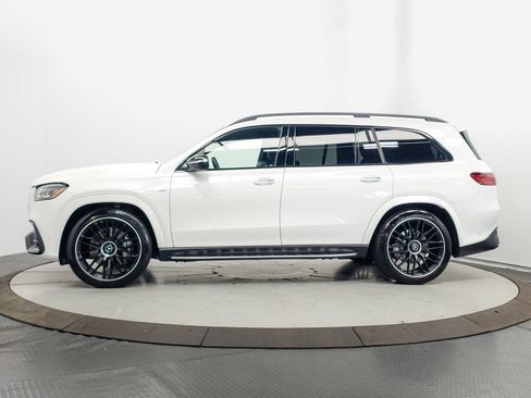 Certified 2025 Mercedes-Benz GLS 63 AMG 4MATIC image 4