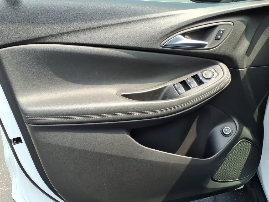 Used 2024 Buick Encore GX Preferred FWD image 13