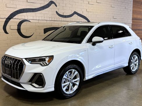 Used 2022 Audi Q3 2.0T Premium Plus AWD/4WD image 8