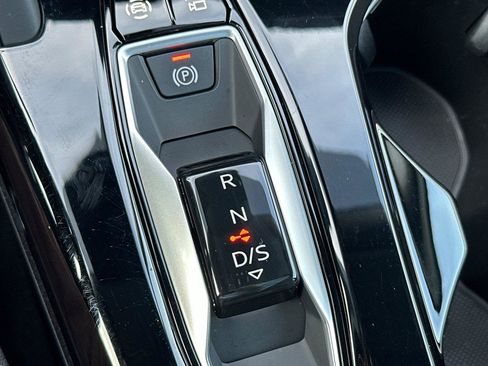 Certified 2025 Audi Q5 Premium w/ Convenience Package image 22