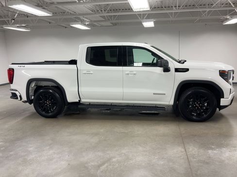 Used 2023 GMC Sierra 1500 Elevation image 6