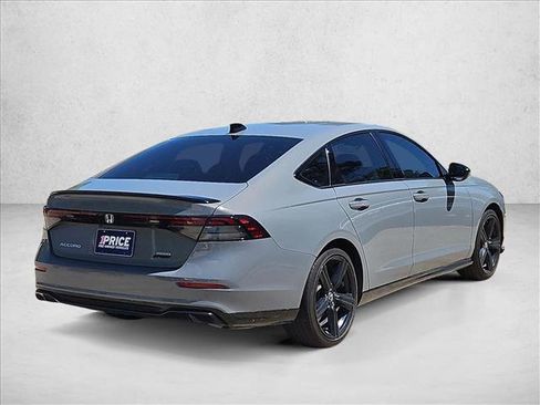 Used 2024 Honda Accord Sport image 5