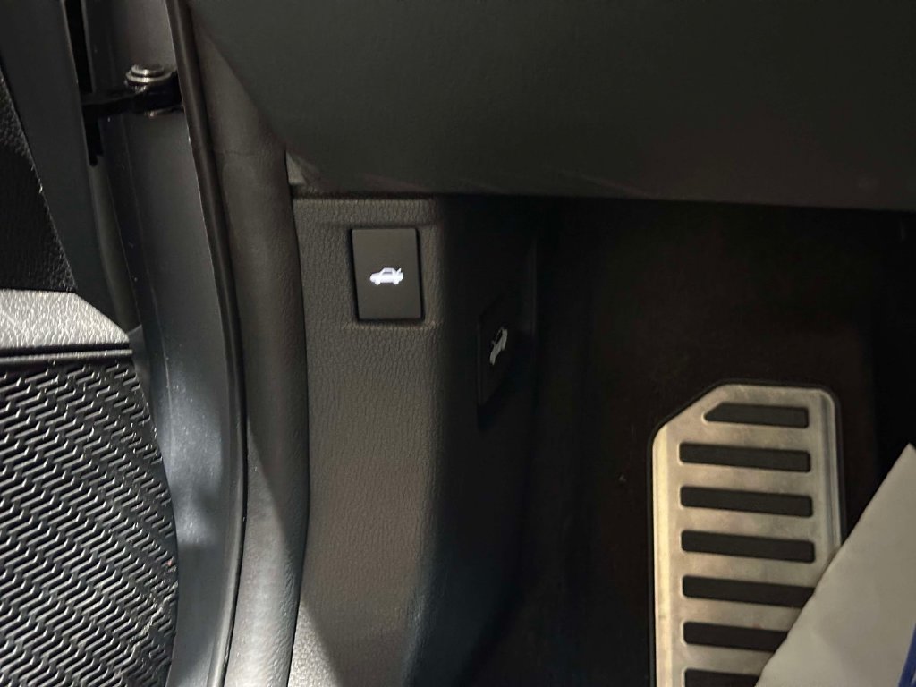 Used 2023 Honda Accord Sport image 29
