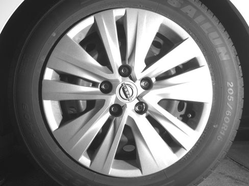 Used 2025 Nissan Sentra S FWD image 11
