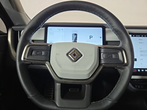 Used 2024 Rivian R1S Adventure image 27