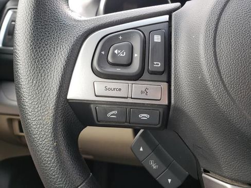 Used 2017 Subaru Outback 2.5i AWD/4WD image 21