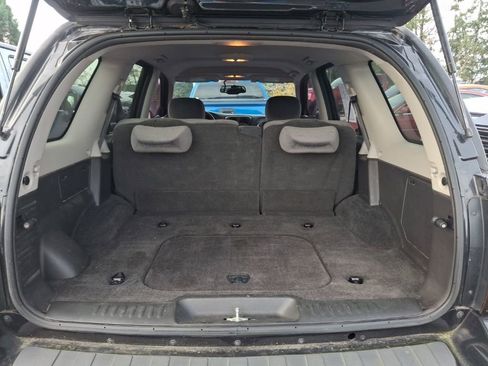 Used 2009 Chevrolet TrailBlazer LT w/ Skid Plate Package image 8