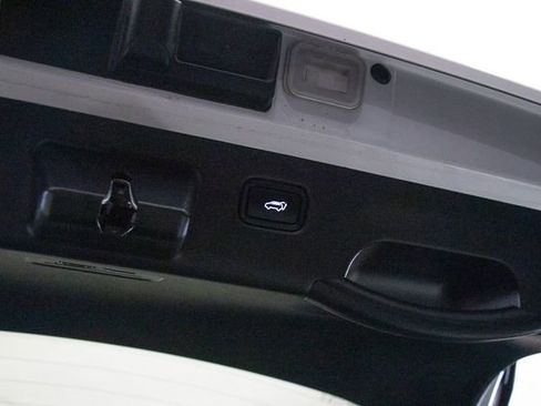 Used 2024 Kia EV6 Wind image 20