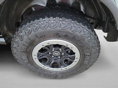 Used 2022 Ford Bronco Badlands w/ Sasquatch Package AWD/4WD image 12
