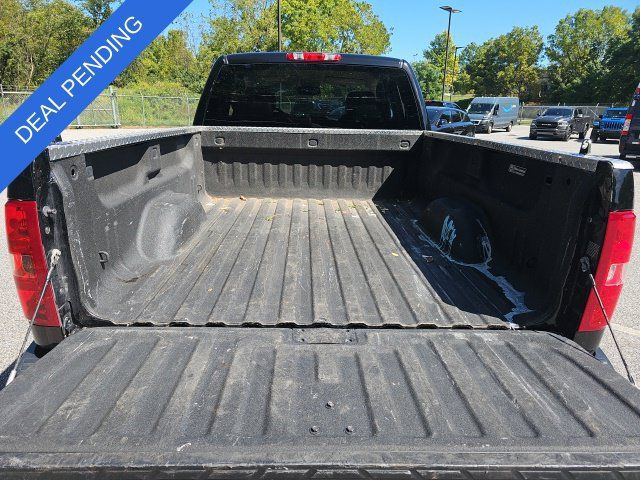 Used 2013 Chevrolet Silverado 1500 LT w/ All-Star Edition AWD/4WD image 5