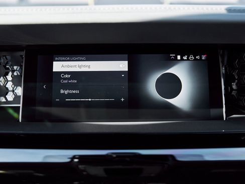 Used 2025 Rolls-Royce Phantom Sedan image 84