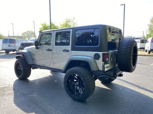 Used 2012 Jeep Wrangler Call of Duty image 7