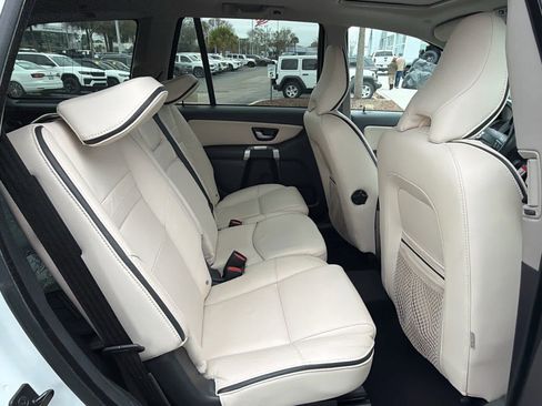 Used 2014 Volvo XC90 3.2 R-Design image 17