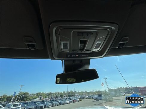 Used 2024 GMC Sierra 2500 SLT w/ SLT Premium Package image 23