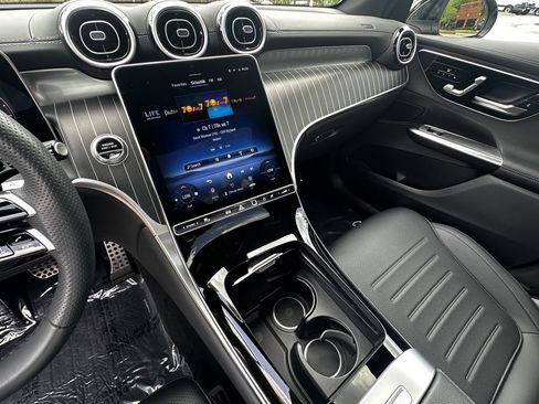 Certified 2026 Mercedes-Benz GLC 300 4MATIC image 31