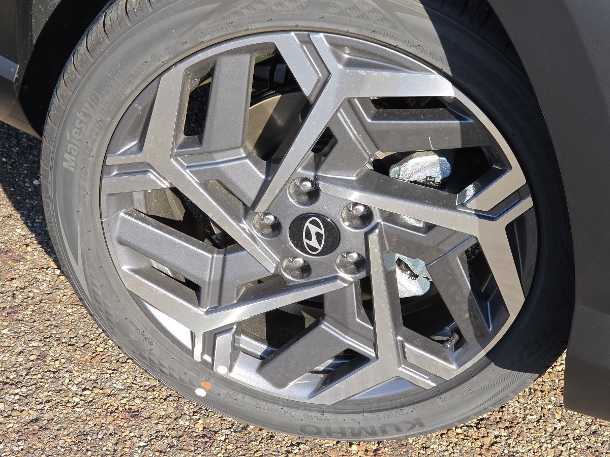 New 2027 Hyundai Kona SEL Premium FWD image 14