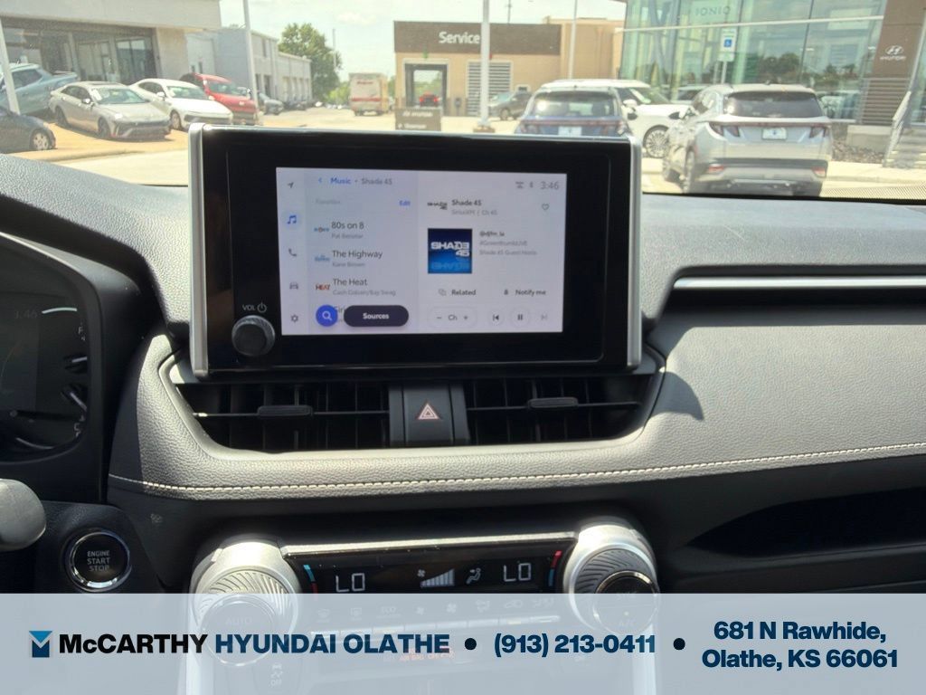 Used 2024 Toyota RAV4 XLE FWD image 8