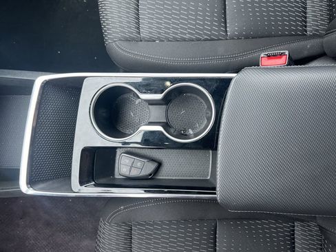 Used 2025 Chevrolet Equinox LT image 26