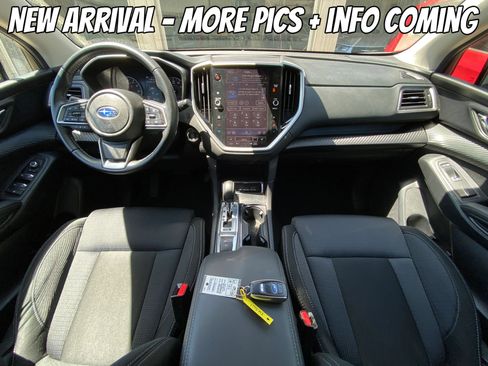 Used 2025 Subaru Ascent Premium AWD/4WD image 4