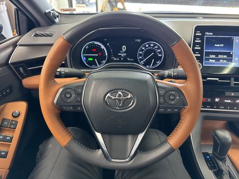 Certified 2020 Toyota Avalon Limited image 19