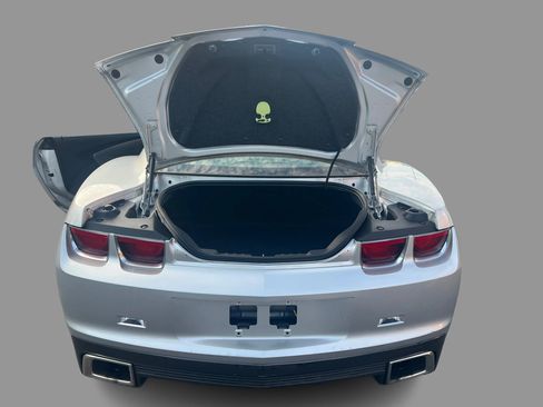 Used 2010 Chevrolet Camaro LT w/ LPO, Ground Effects Package RWD image 13