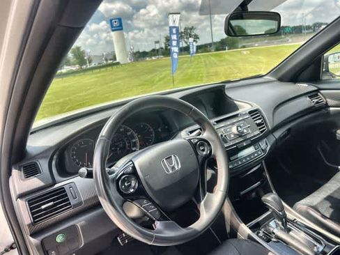 Certified 2017 Honda Accord Sport Special Edition image 15