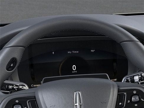 New 2026 Lincoln Corsair Reserve w/ Jet Appearance Package AWD/4WD image 13