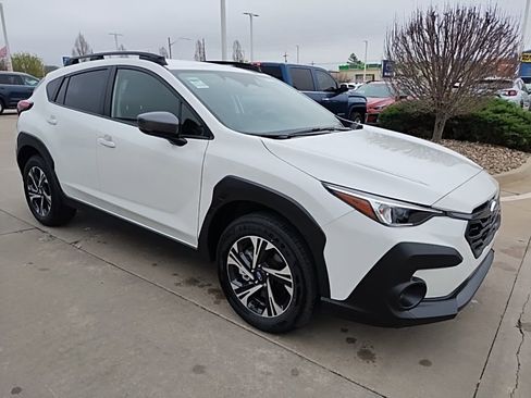 Certified 2025 Subaru Crosstrek 2.0i Premium image 5