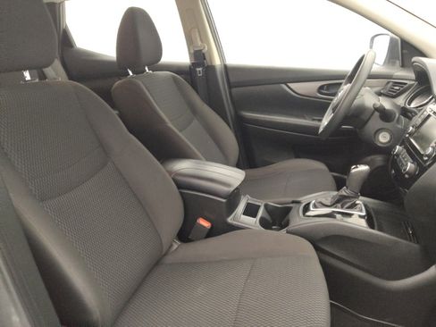 Used 2020 Nissan Rogue Sport S w/ Appearance Package FWD image 21