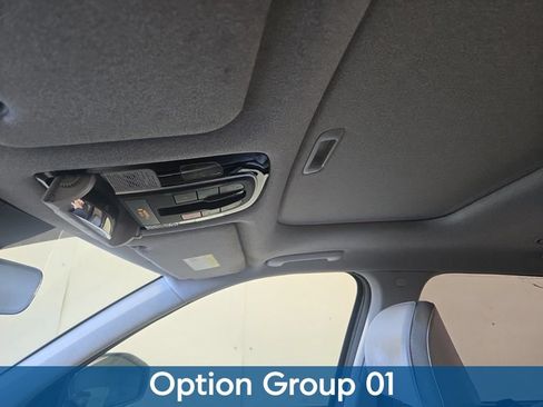 Used 2023 Hyundai Palisade Limited AWD/4WD image 3