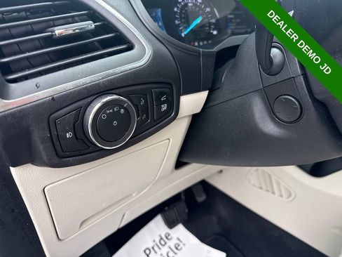 Used 2024 Ford Edge Titanium w/ Equipment Group 301A AWD/4WD image 24