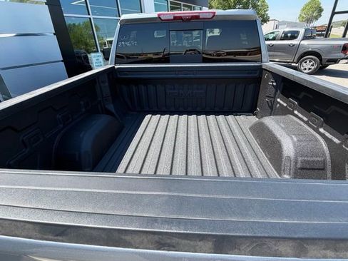 New 2026 GMC Sierra 1500 AT4 image 7