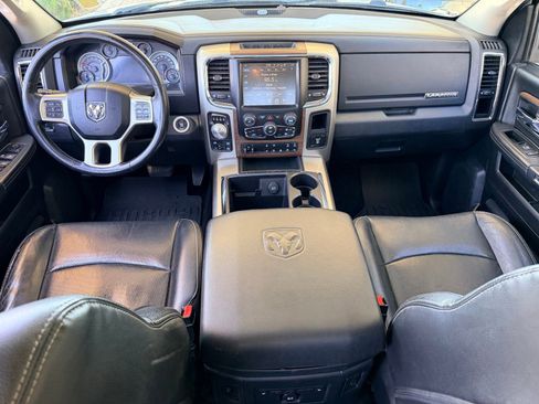 Used 2015 RAM 1500 Laramie w/ Convenience Group AWD/4WD image 21