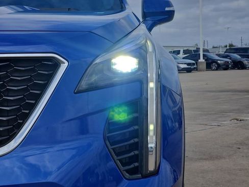 Used 2023 Cadillac XT4 Sport image 10