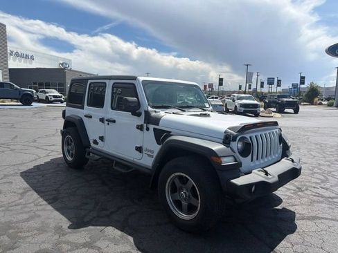 Used 2018 Jeep Wrangler Unlimited Sport S AWD/4WD image 2