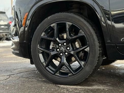 Used 2024 Chevrolet Traverse RS w/ LPO, Floor Liner Package image 45