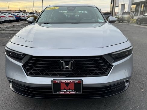 Used 2023 Honda Accord EX image 8