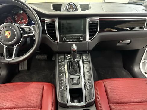 Used 2017 Porsche Macan GTS w/ Premium Package Plus AWD/4WD image 18