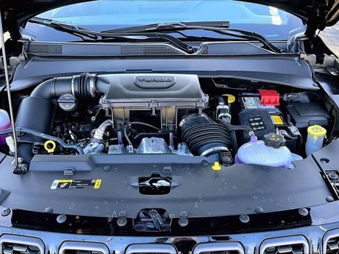 New 2026 Jeep Compass Latitude image 9