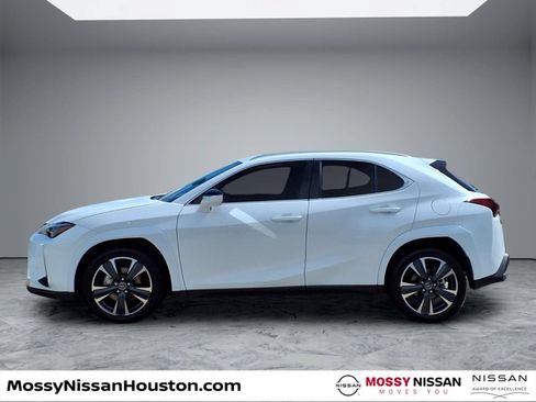 Used 2026 Lexus UX 300h FWD w/ Accessory Package (Z2) image 5
