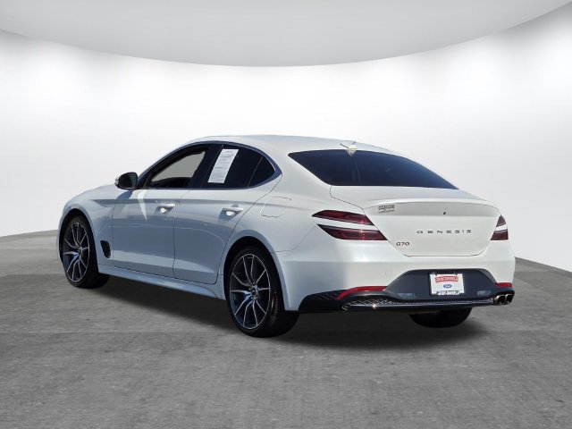 Used 2023 Genesis G70 2.0T RWD image 6